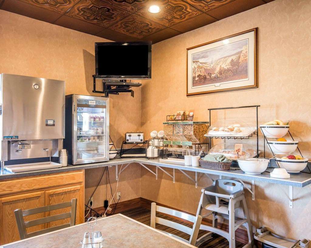 Miles City Hotel 餐厅 照片
